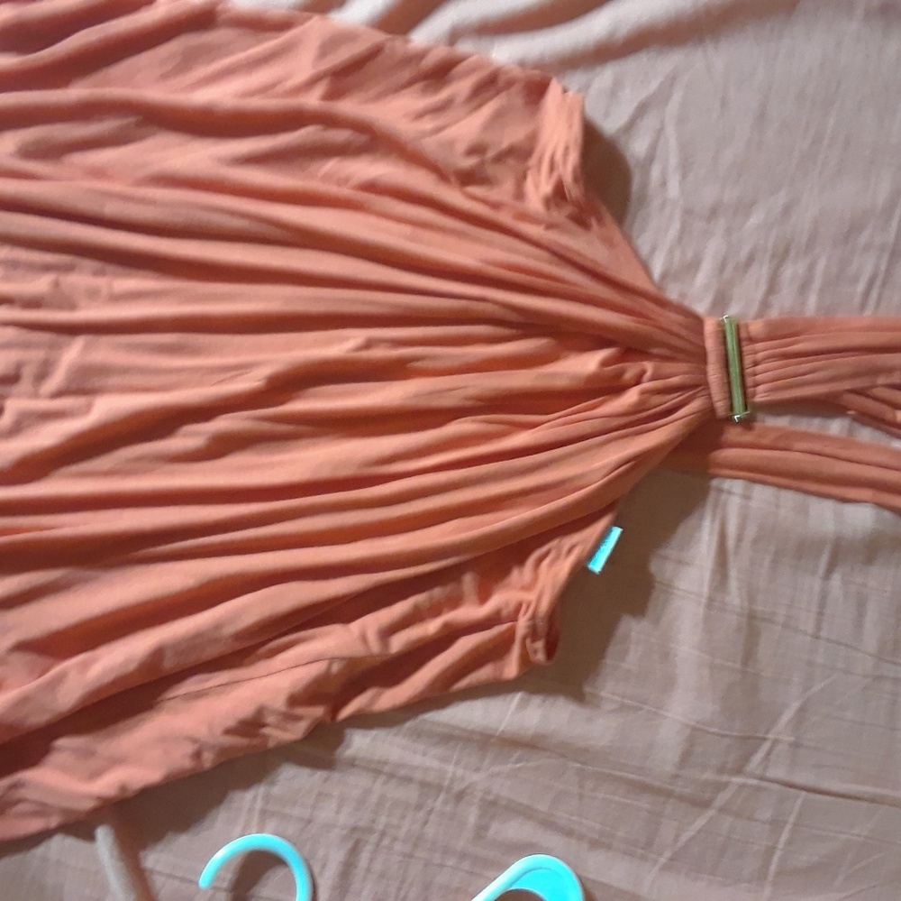 Top - Picture 2 of 4